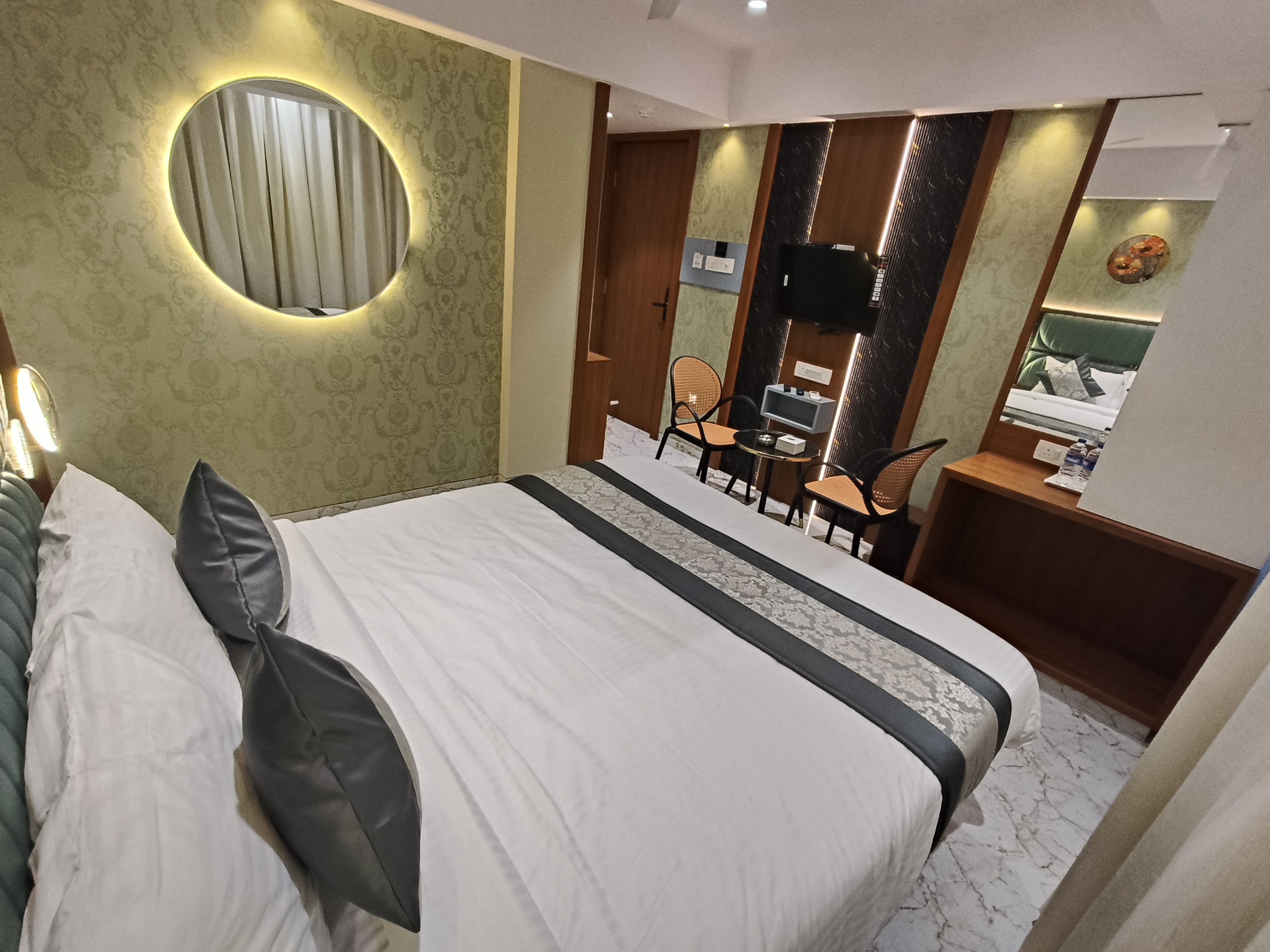 Hotel Manthan Stays - Tap to explore photos