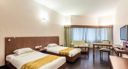 The Hans Hotel Room Type - Deluxe AC Room
