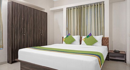 Treebo Diamond Residency - DDPK Inn Room Type - Economy Room