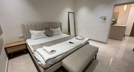 Luxury Sangam Stays Room Type - Deluxe Room