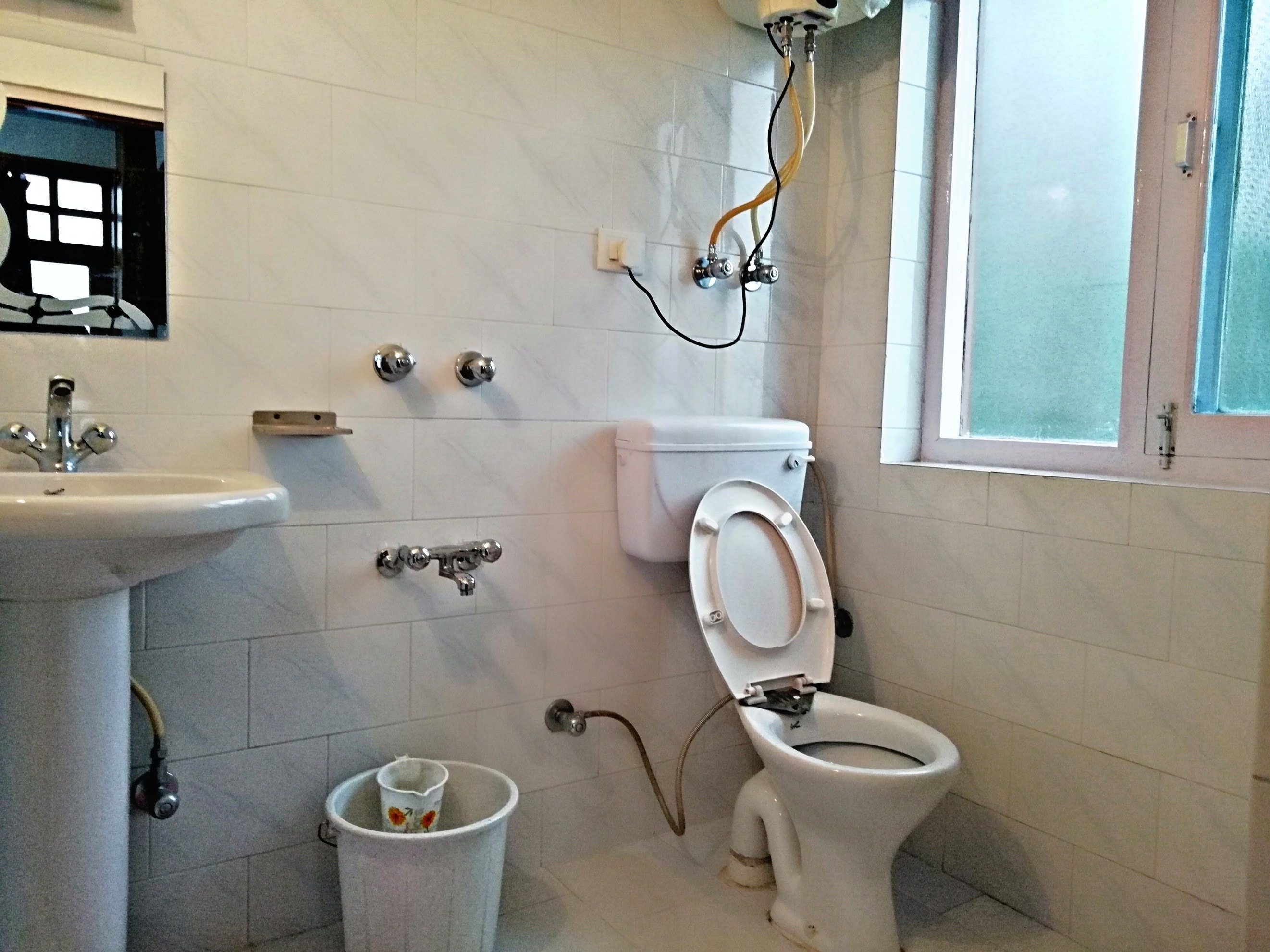 Thakur Niwas | Rooms in a Homestay - Tap to explore photos