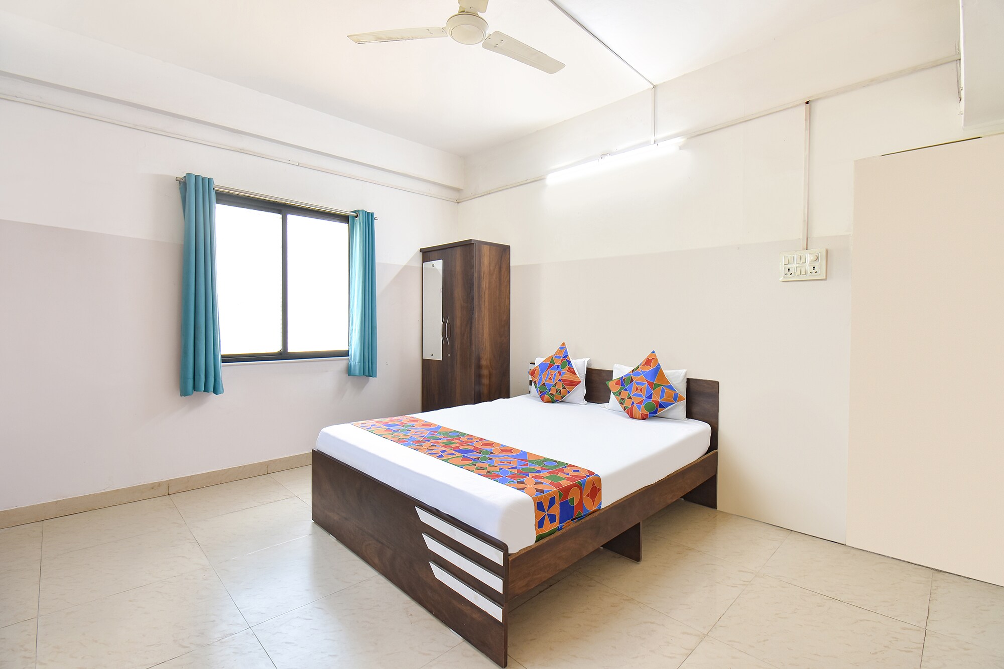 Via Season Inn - Tap to explore photos