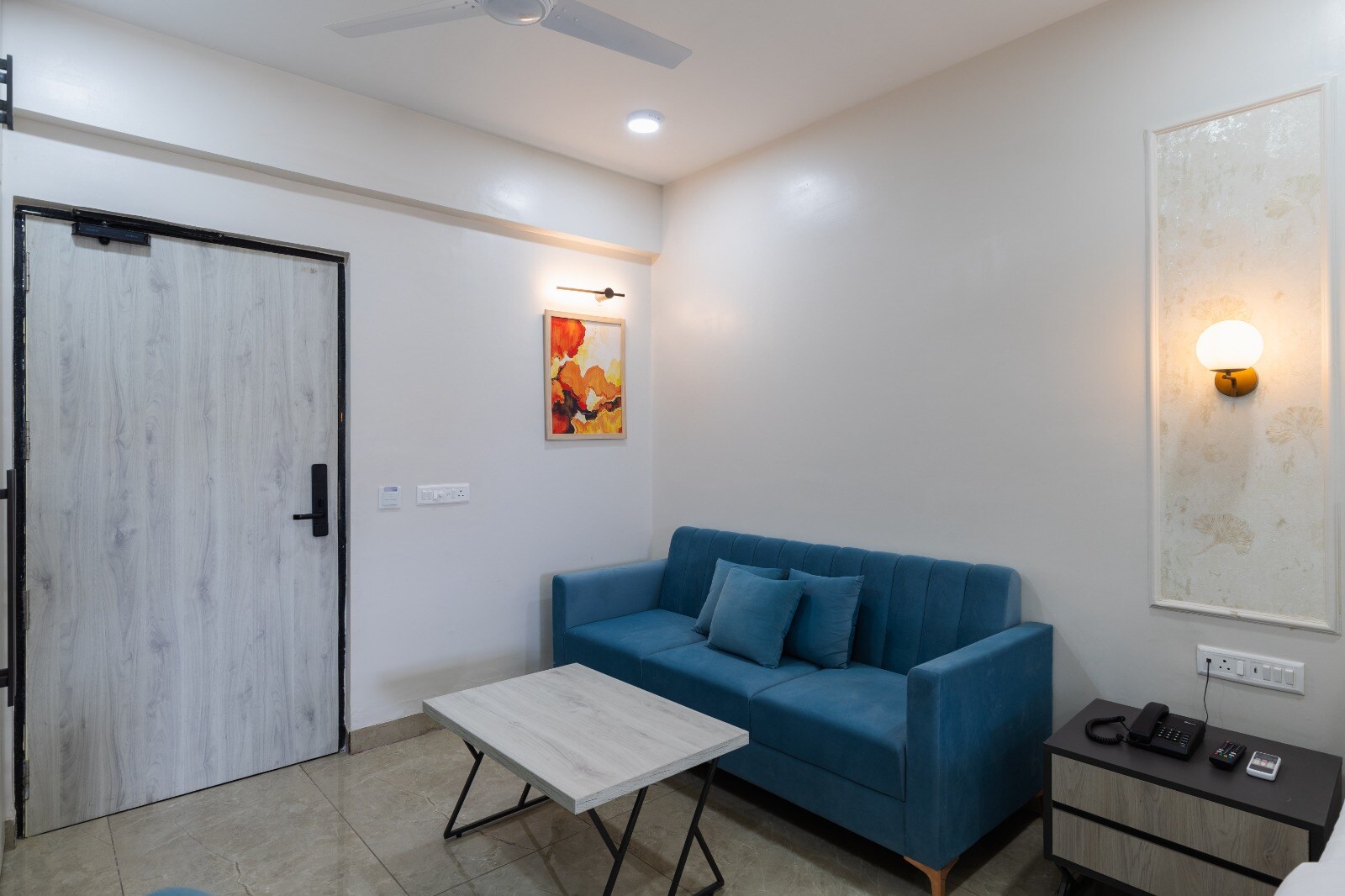 CKM Suites by Blacktie - Tap to explore photos