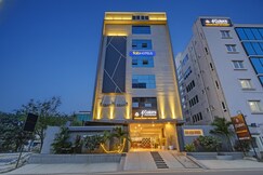 FabHotel Garapati Grand - Nr. Botanical Garden