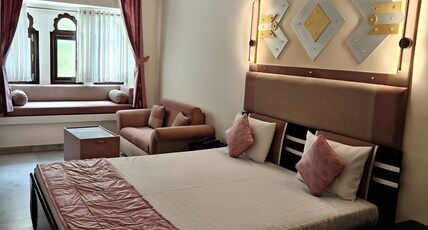 Hotel Neeraj Room Type - Super Deluxe Room
