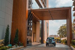 Hotel Avinash International