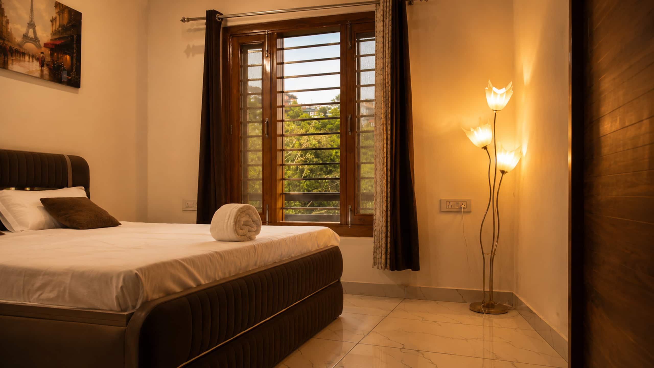 Shivasana Stays Cozy 1BHK Mountain Valley Views - Tap to explore photos