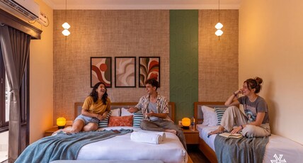 Zostel Gurugram Room Type - Superior Suite (with balcony)