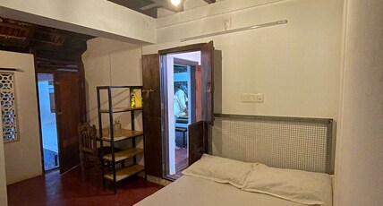 Laxmi Ayur Tharavadu Room Type - Bedroom 2 - Courtyard Access