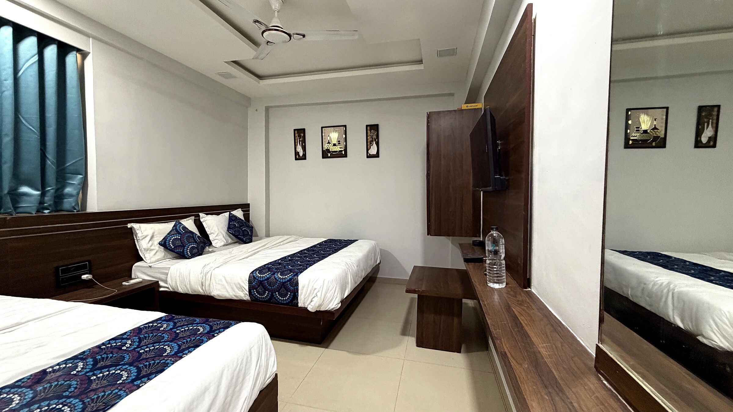 Hotel Bani - Tap to explore photos