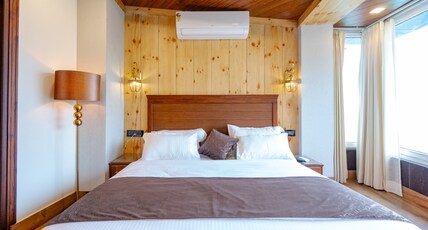 WISTERIA CHALET Room Type - Oasis Family Suite |2BR WISTERIA CHALET Room Type - Oasis Family Suite |2BR