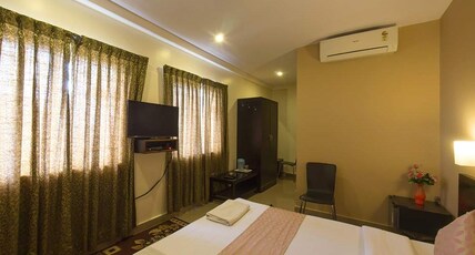 Hotel Sunshine Room Type - Deluxe AC room