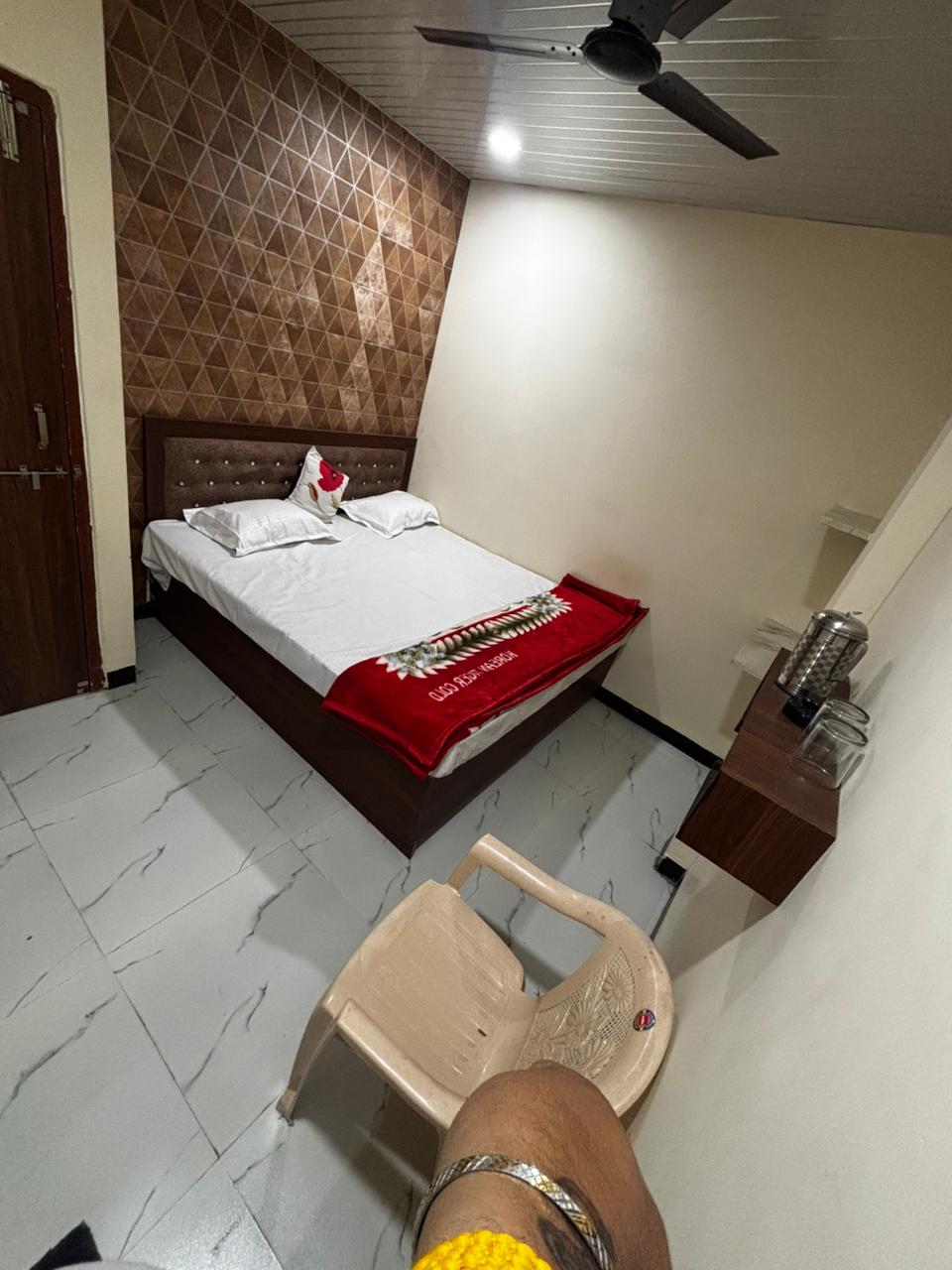 ATITHI SHREE HOMESTAY UJJAIN - Tap to explore photos