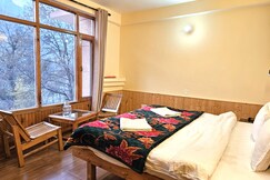 Iris Cottage & Cafe Manali