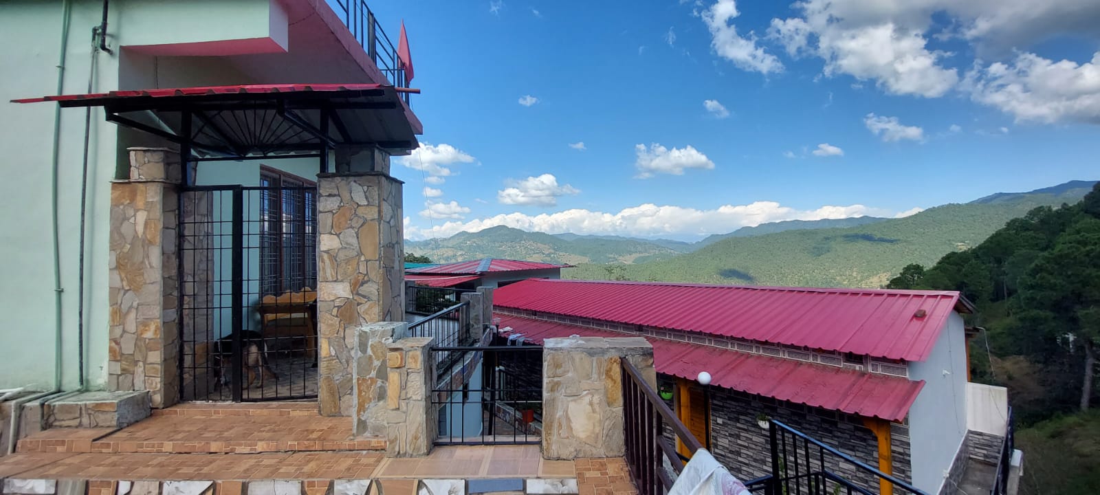 Bluestone Cottages - Tap to explore photos