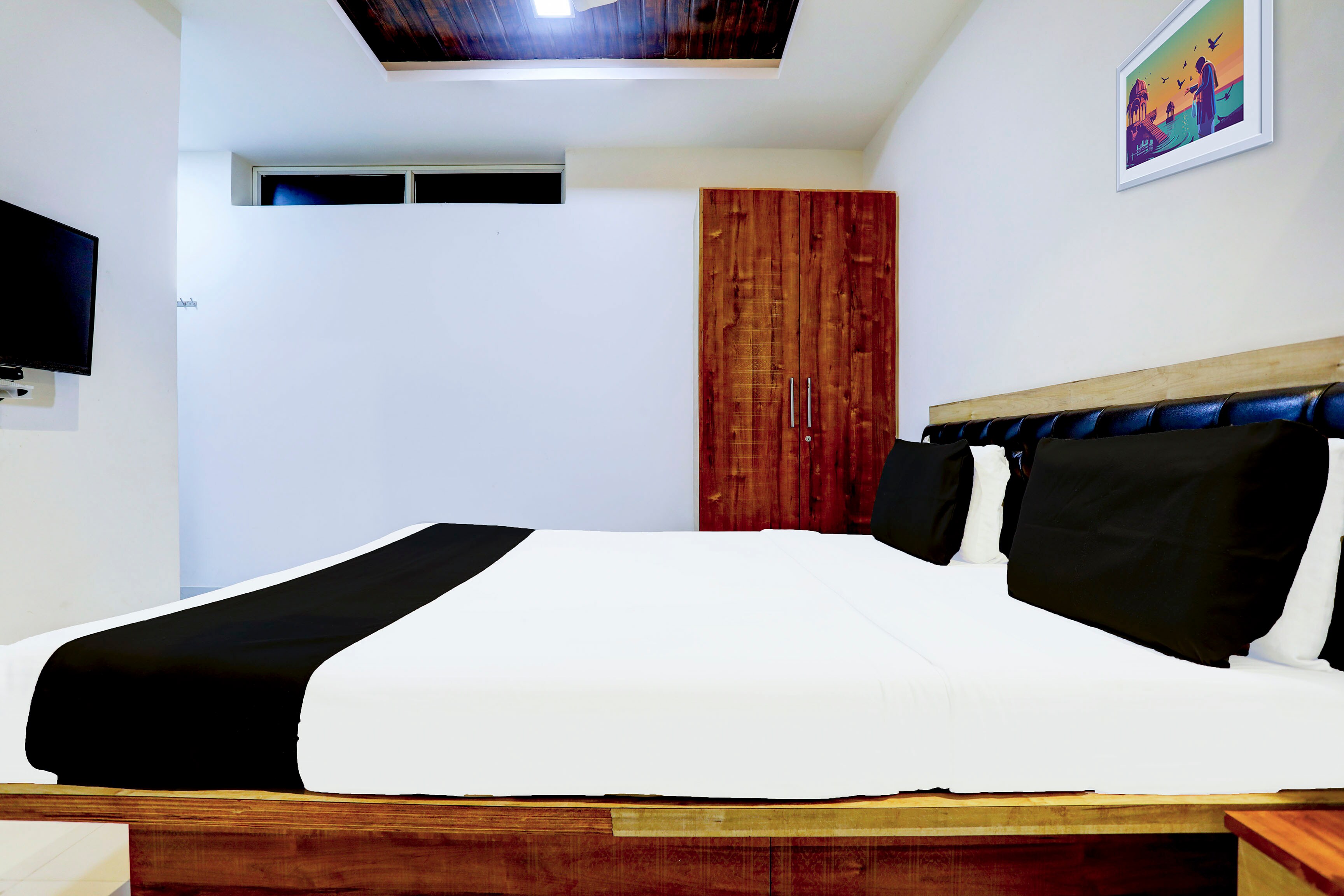 Hotel O Aamrai Resort - Tap to explore photos
