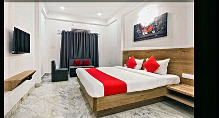Hotel Nisha Nest Room Type - Deluxe