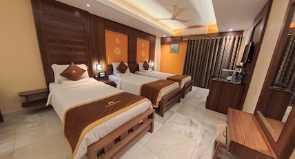 Hotel Madhuvan Serai Room Type - EXECUTIVE ROOM-Triple Sharing Hotel Madhuvan Serai Room Type - EXECUTIVE ROOM-Triple Sharing