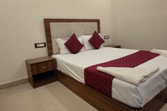 Hotel Blue Sky Residency