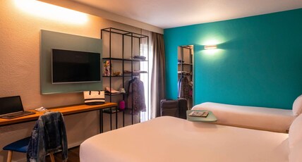 ibis Styles Quimper Room Type - Standard Room with one double bed and one single bed ibis Styles Quimper Room Type - Standard Room with one double bed and one single bed