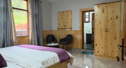 The Ban Oak Room Type - Chunja Glacier