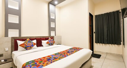 FabHotel-Prime Shyam Emprial Room Type - Deluxe Room