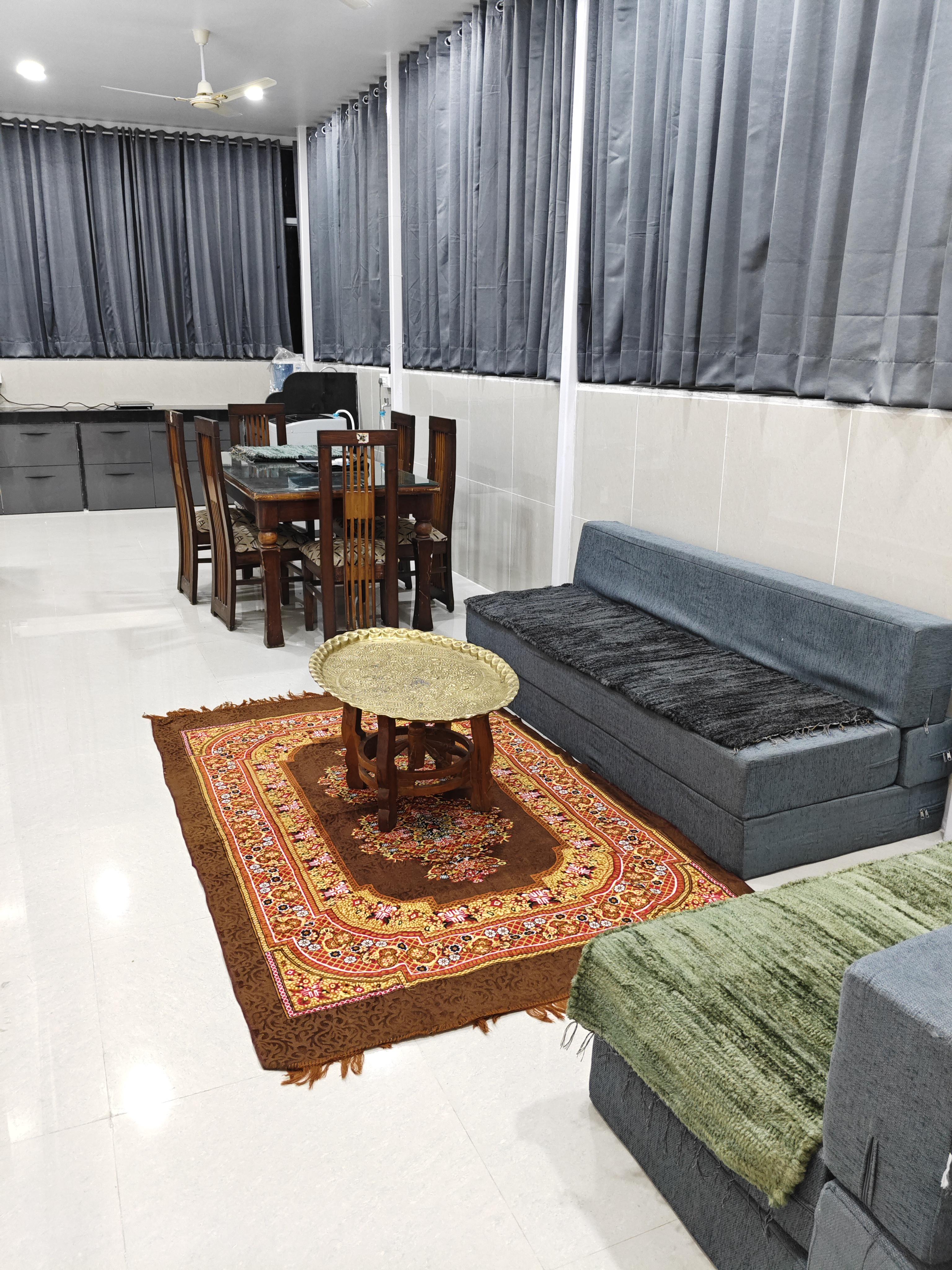 Disha Rooftop Homestay - Tap to explore photos