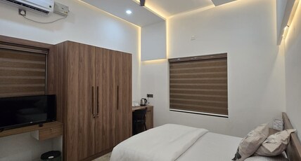 RK HOMES EDAPPALLY Room Type - Deluxe AC Room in a Villa