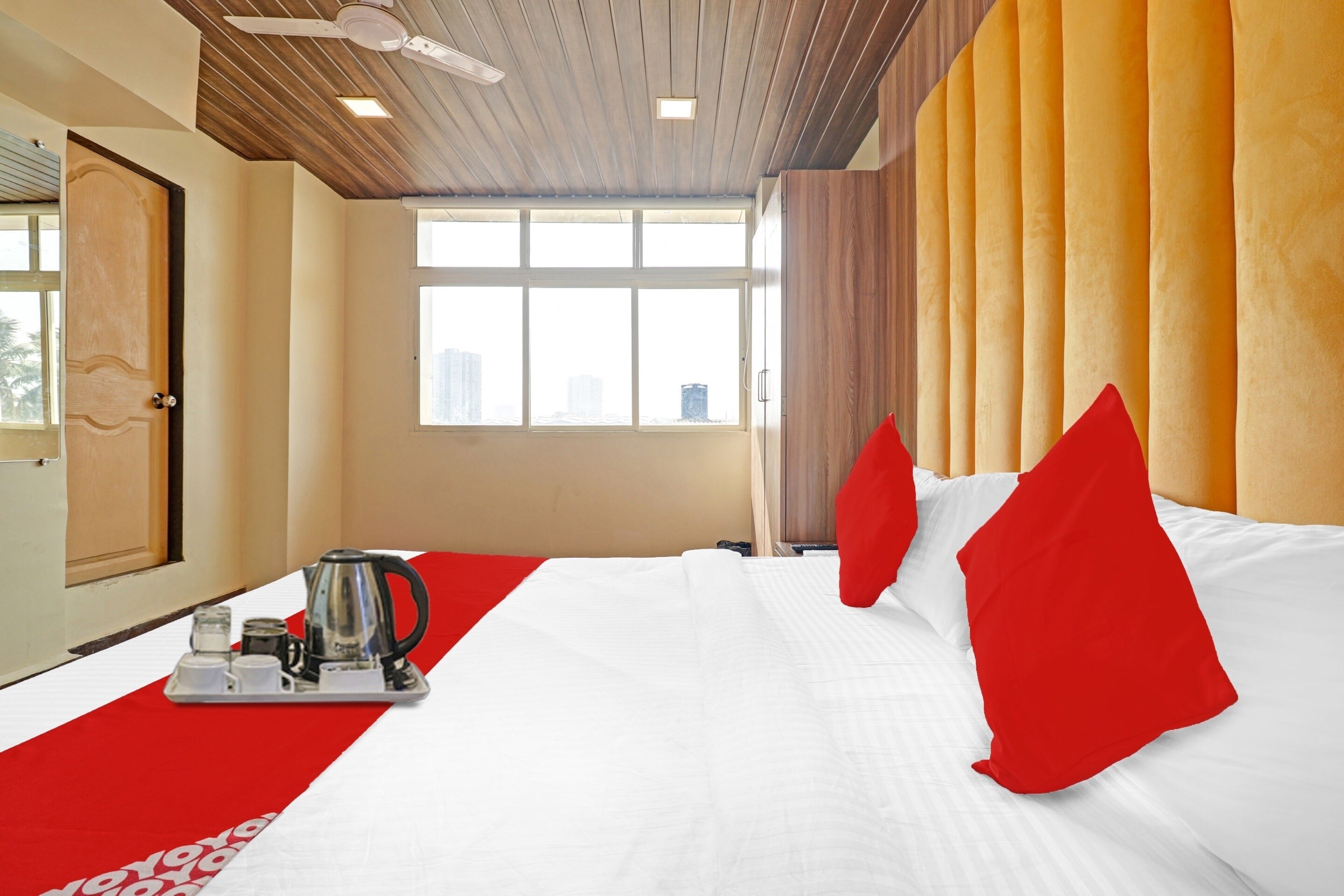 Hotel O by OYO Priceless - Tap to explore photos