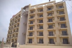 Golden Fern Hotel & Service Apartment