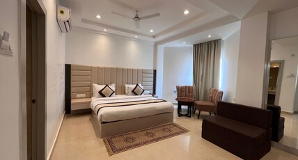 Hotel President Room Type - Taj Honeymoon Room with Sofa