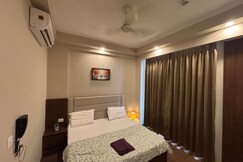 Rooms of CozyCube Modern Studio