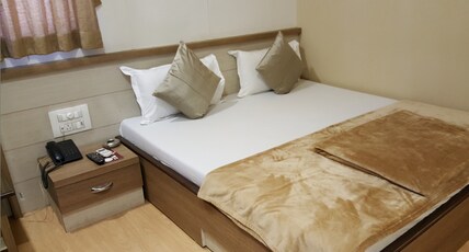 Hotel Crystal Room Type - Deluxe Non Ac