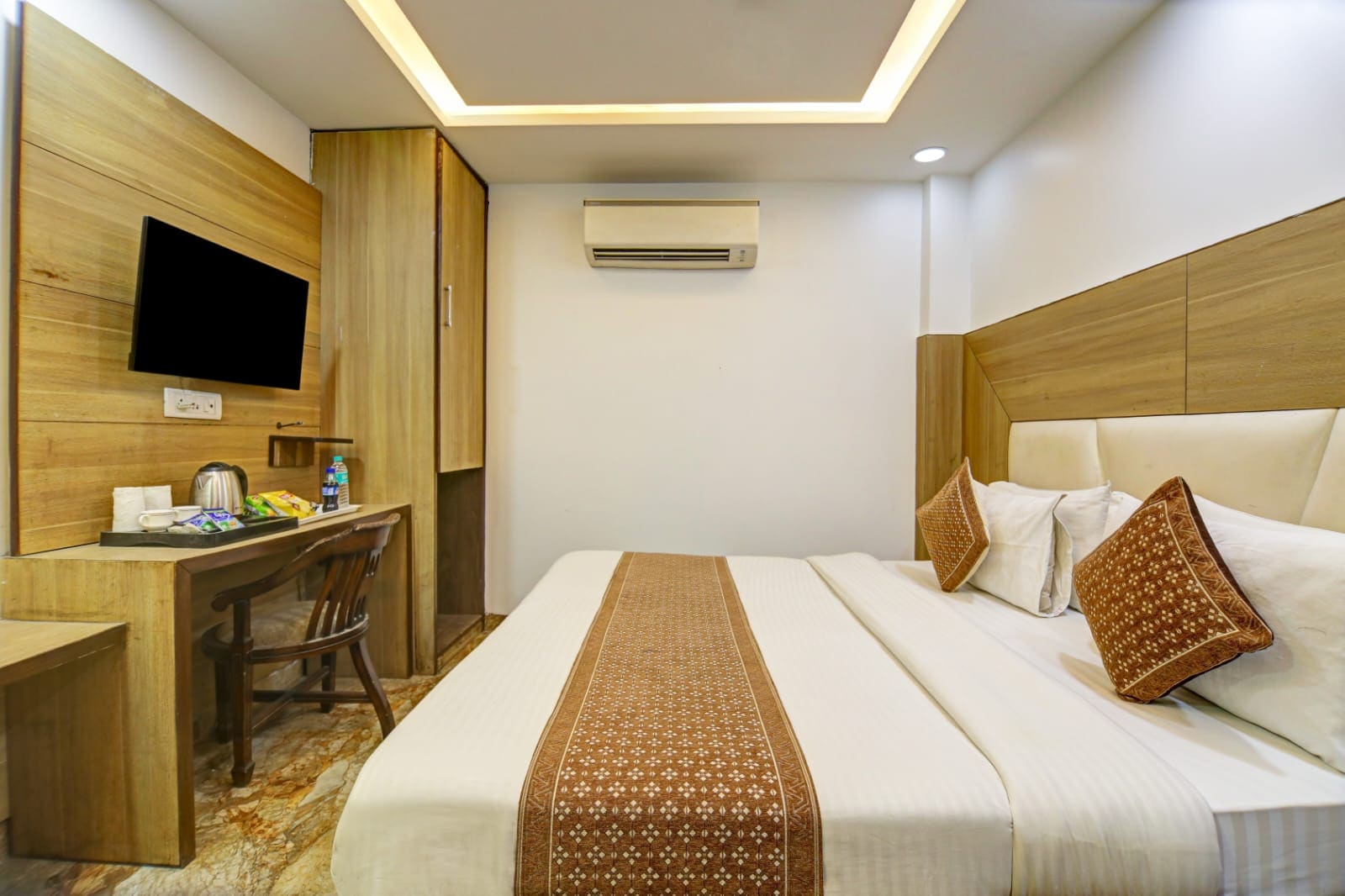 Hotel True Stay @ New Delhi - Tap to explore photos