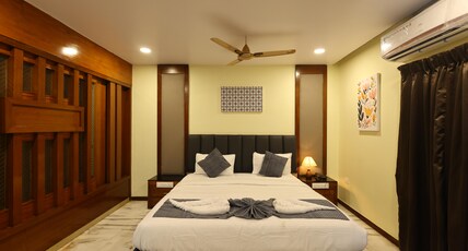 LJ Grand Room Type - Business Suite