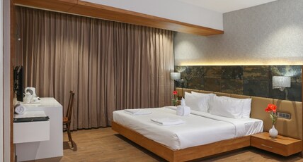 Welcare Business Hotel Room Type - Deluxe