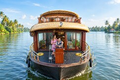 Address of India Vacationz Houseboat