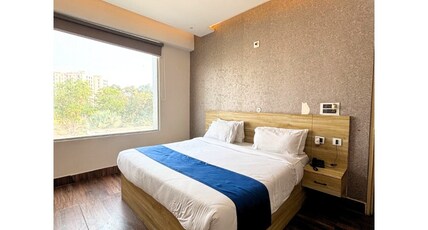 Dolphin Club And Resort Room Type - Deluxe room
