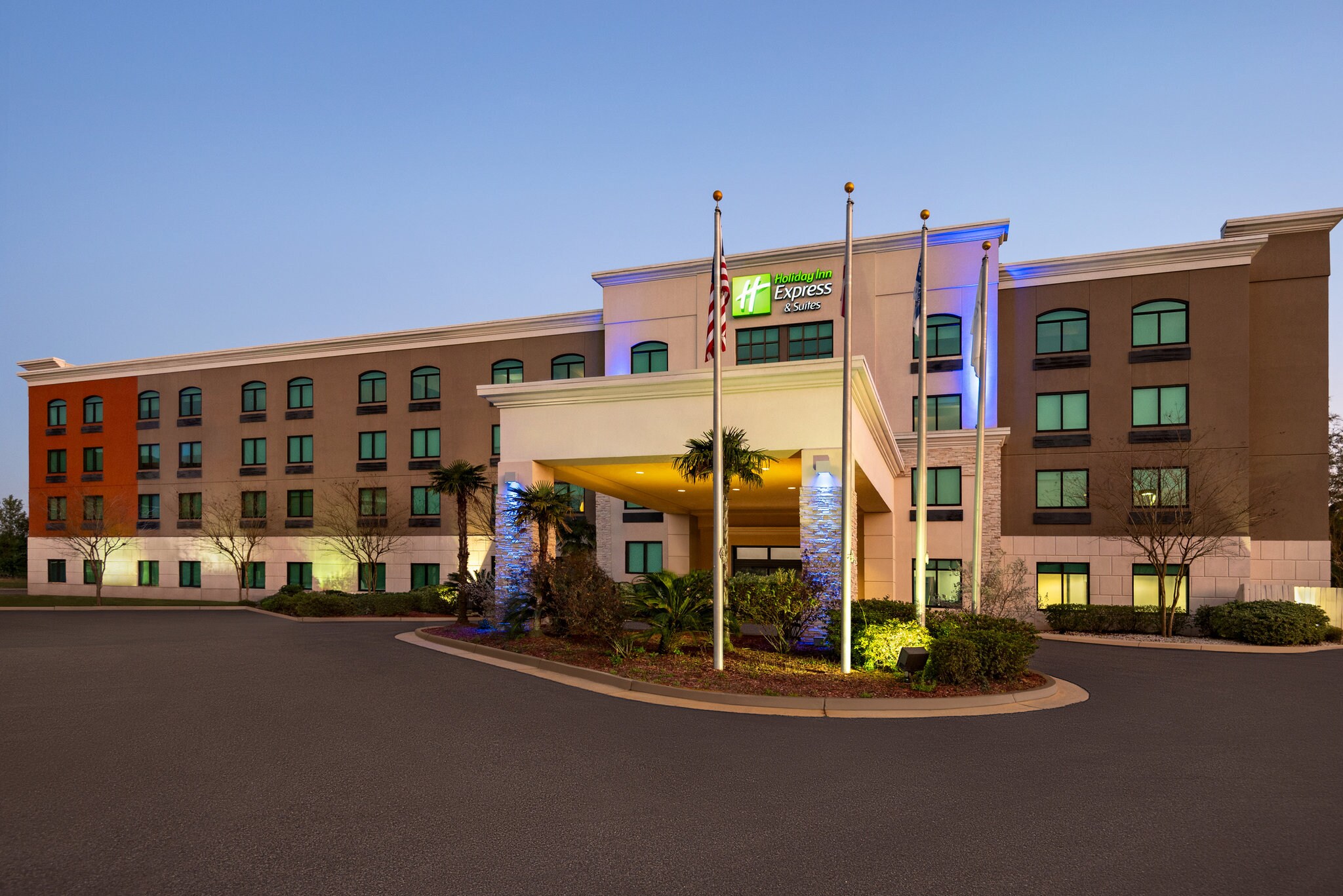 Holiday Inn Express & Suites MOBILE WEST - I-10 - Tap to explore photos
