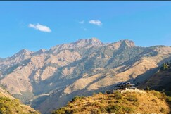 Tiger Mountain View -Near Tiger Falls