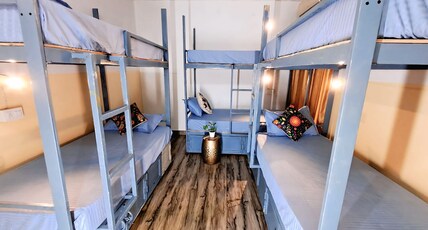 Old Skool Hostel Udaipur |Rooftop Restaurant at Lake Pichola Room Type - Bed in 6 Bed Mixed Dormitory