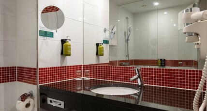 Holiday Inn Munich- Westpark Room Type - Standard Room