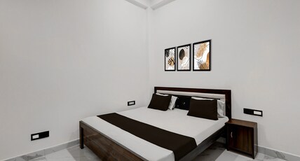 SPOT ON Galaxy Hotal Room Type - SPOT ON NON-AC
