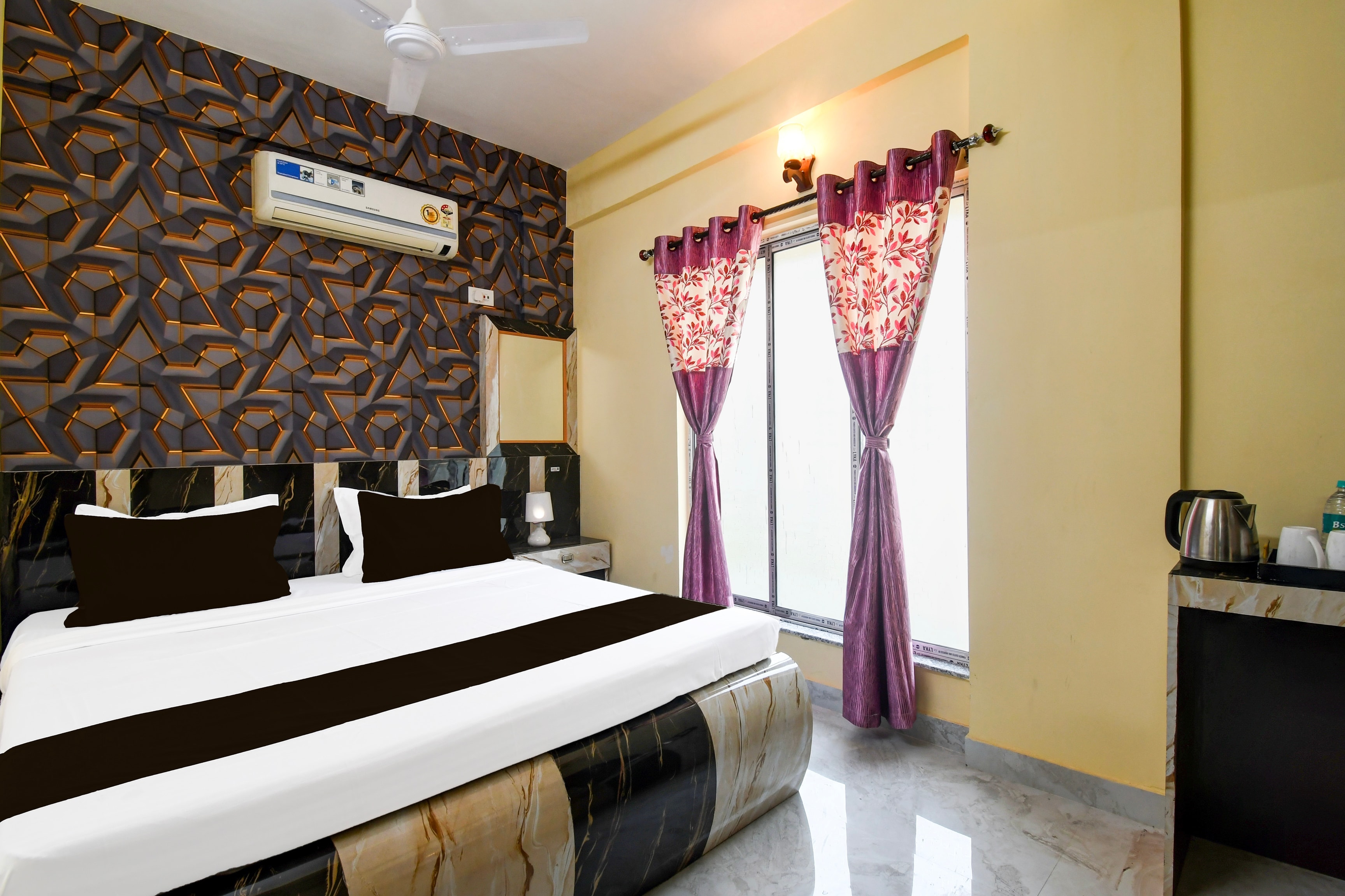 Hotel O Shivam Regency Near Acropolis Mall - Tap to explore photos