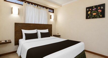 Townhouse Oak Hotel Lestari Room Type - Suite Double