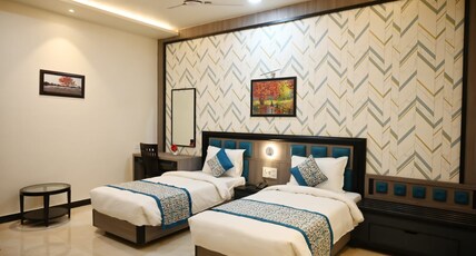 Hotel Satya Inn Room Type - Club Room