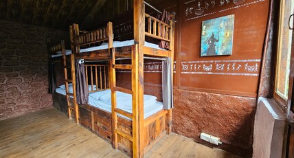 Parvati's Lap Hostel & Camps Room Type - 8 Bed Mountain View Stone Hostel