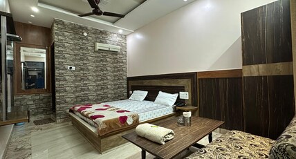 The Grand Hotel Room Type - Standard Room