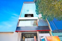 Townhouse Niladri Road