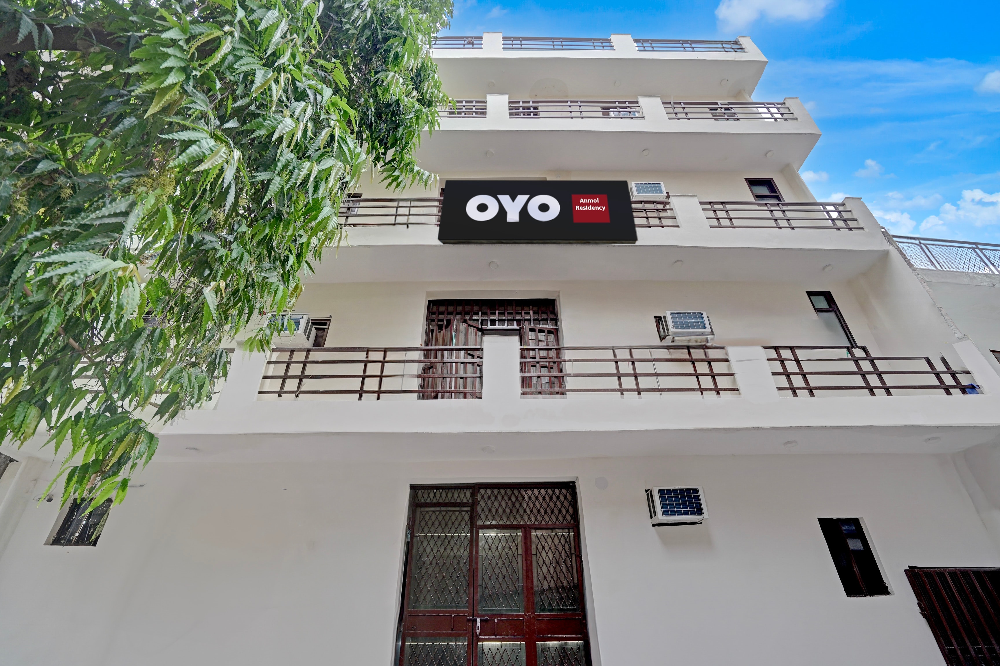 OYO Townhouse Anmol Residency - Tap to explore photos